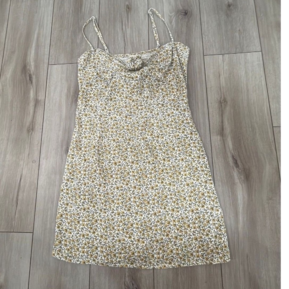 Billabong Floral Mini Dressโ Medium Yellow Cottagecore Adjustable Straps